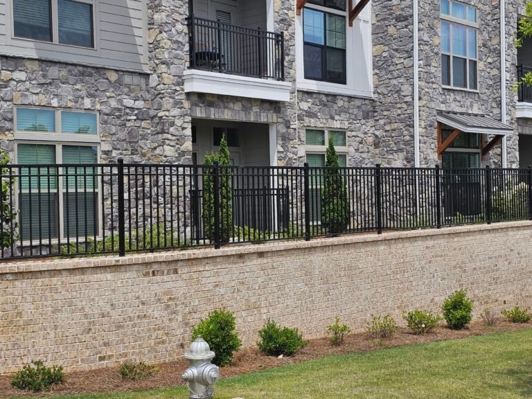 Wood privacy fence and gate built in the northwest Atlanta metro